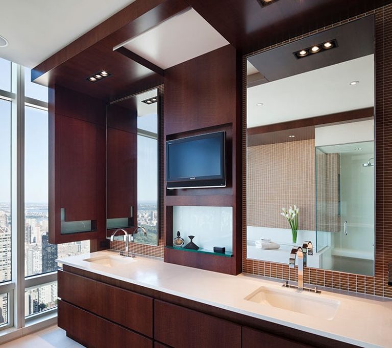 NYC Bathroom with TV