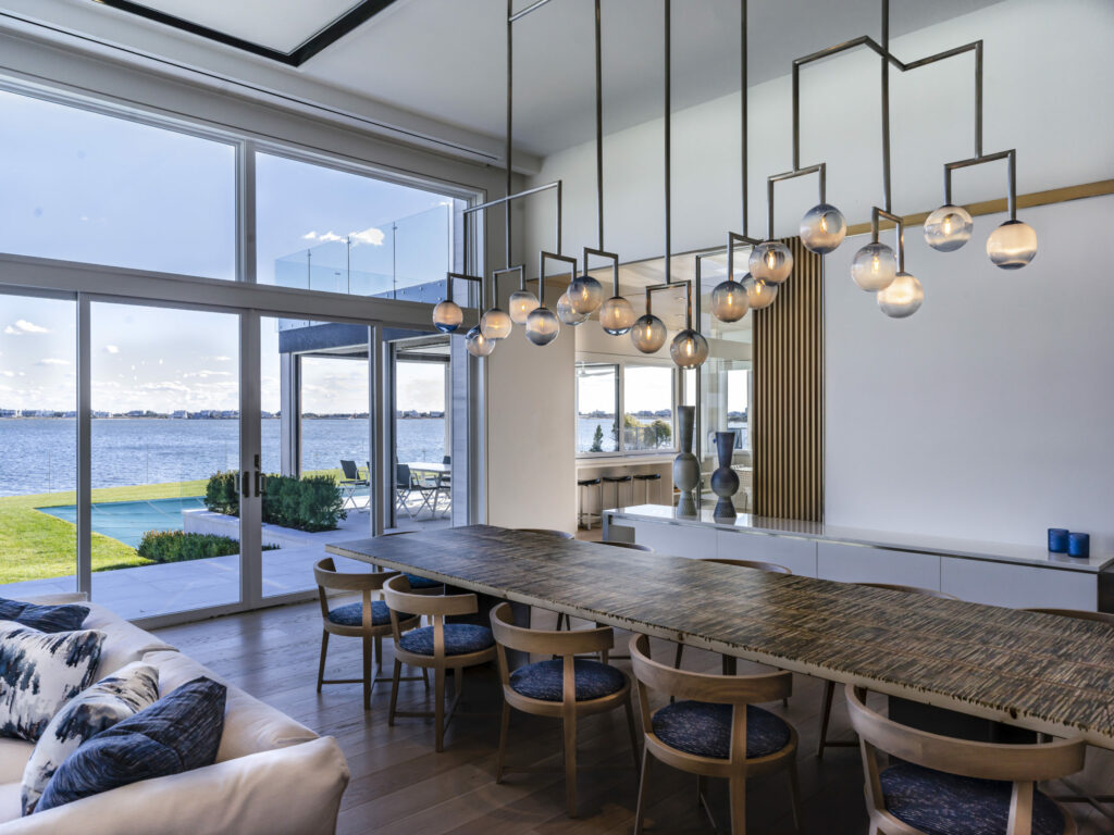 Quiogue dining room with a view of the ocean